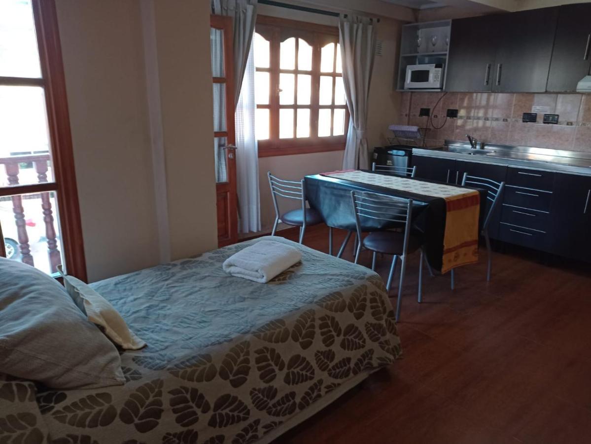 Apart Hotel Cabo San Diego ウシュアイア エクステリア 写真